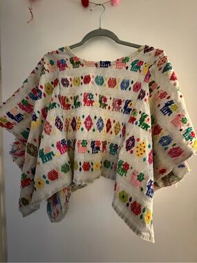 Artisan Handmade Guatemalan hand embroidered Huipil poncho Mayan